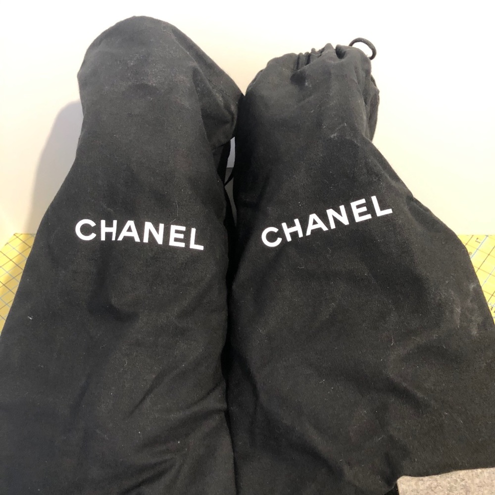 Chanel Pumps - image 5